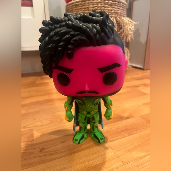 Funko POP! Killmonger - Picture 2 of 4